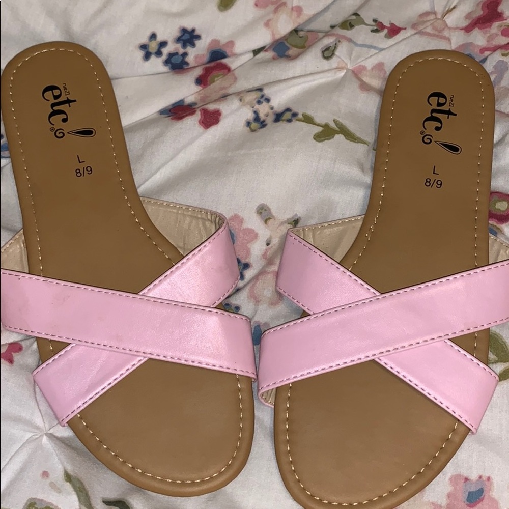 Cute sandals 👡